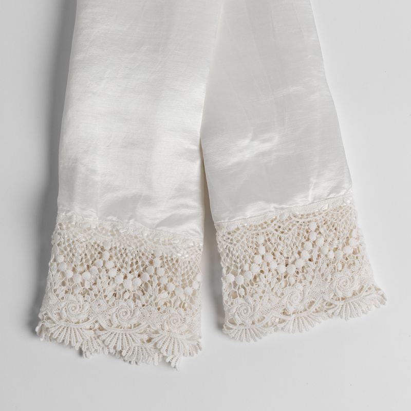 Bella Notte Linens PALOMA PILLOWCASE WITH COTTON LACE TRIM White