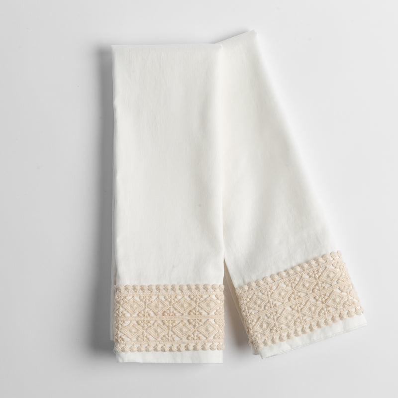 Bella Notte Linens BRIA PILLOWCASE WITH NOVOLA LACE Winter White