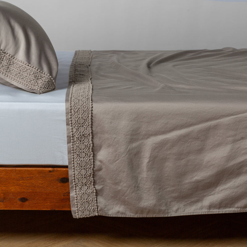 Bella Notte Linens BRIA FLAT SHEET WITH NOVOLA LACE Moonlight