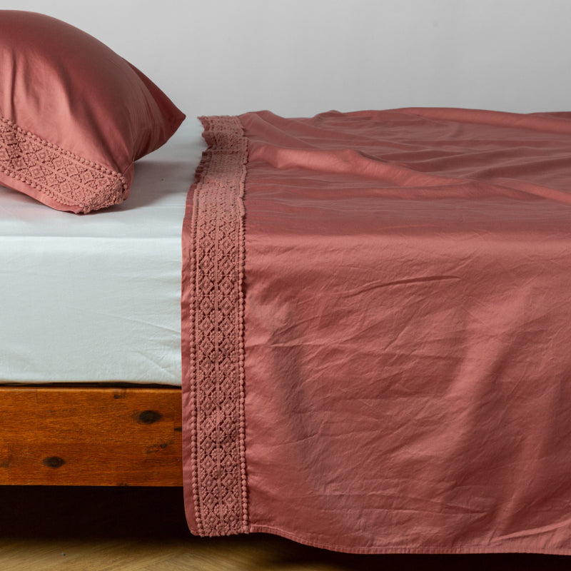 Bella Notte Linens BRIA FLAT SHEET WITH NOVOLA LACE