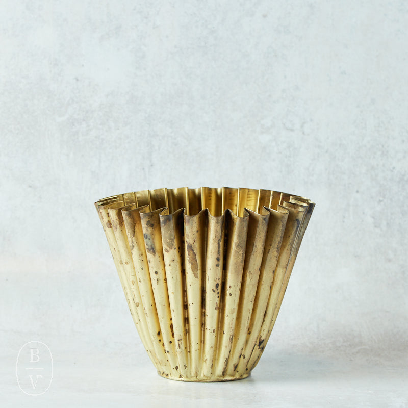 Creative Co-op FLUTED METAL PLANTER Brass 8