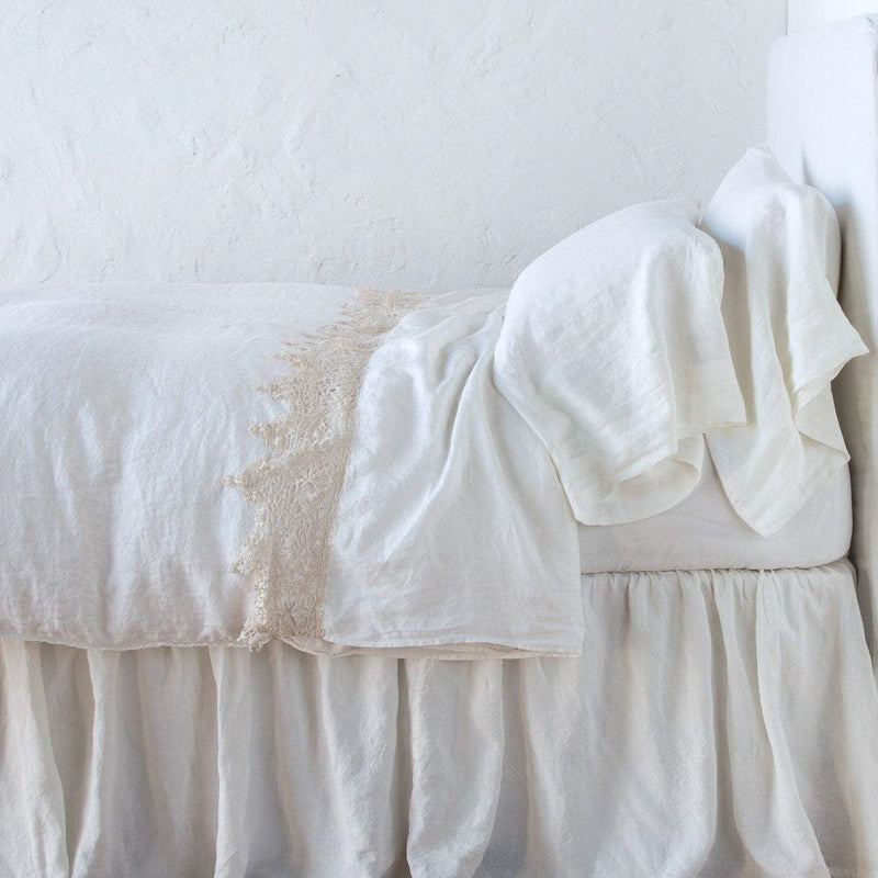 Bella Notte Linens LINEN FLAT SHEET WITH COTTON LACE TRIM Winter White