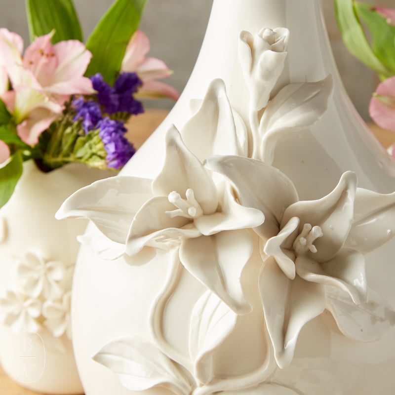 K and K Interiors CERAMIC HANDCRAFTED LILY BOTTLE NECK VASE