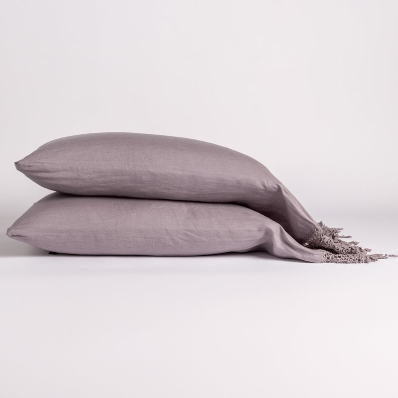 Bella Notte Linens LINEN PILLOWCASE WITH COTTON LACE TRIM