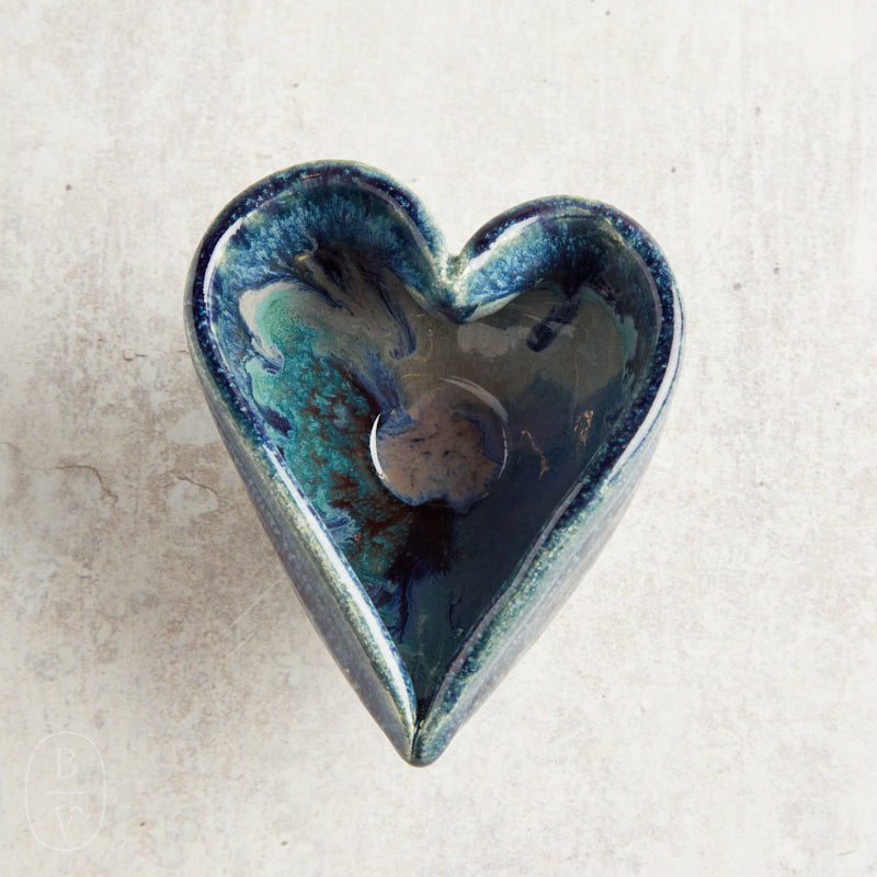 Lisa Howe Stoneware LITTLE HEART BOWL