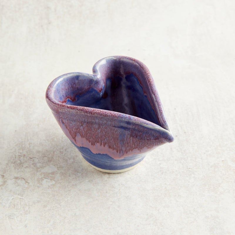 Lisa Howe Stoneware LITTLE HEART BOWL Heart K