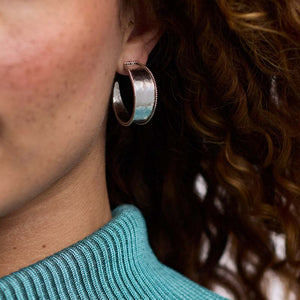 Julie Vos SILVER SAVOY HOOP EARRINGS