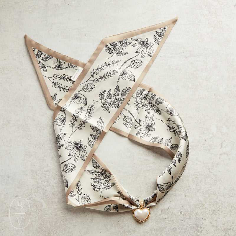 Virtue GOLD PUFF PEARL HEART SCARF NECKLACE Black Taupe Foliage