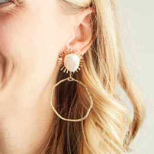 Virtue SUN PEARL POST GOLD BRANCH HOOP EARRINGS