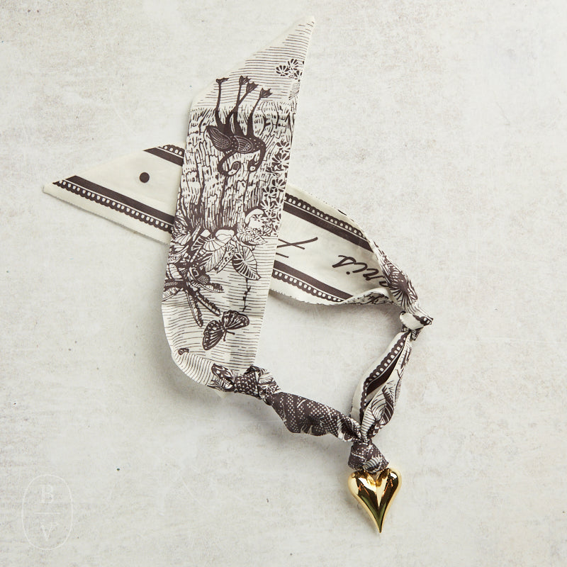 Virtue PUFF HEART ON SCARF NECKLACE Paris