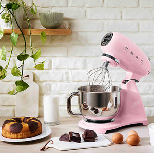 SMEG STAND MIXER IN FULL COLOR
