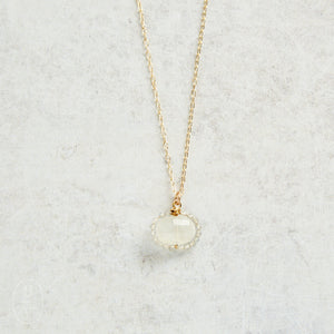 Darby Drake Jewelry and Design GEMSTONE NECKLACE - NETS379 White Moonstone Labradorite