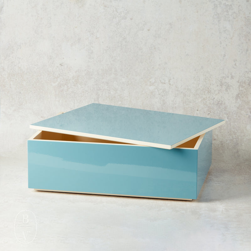 Park Hill Collection BALBOA BAY LACQUERED DECORATIVE BOX