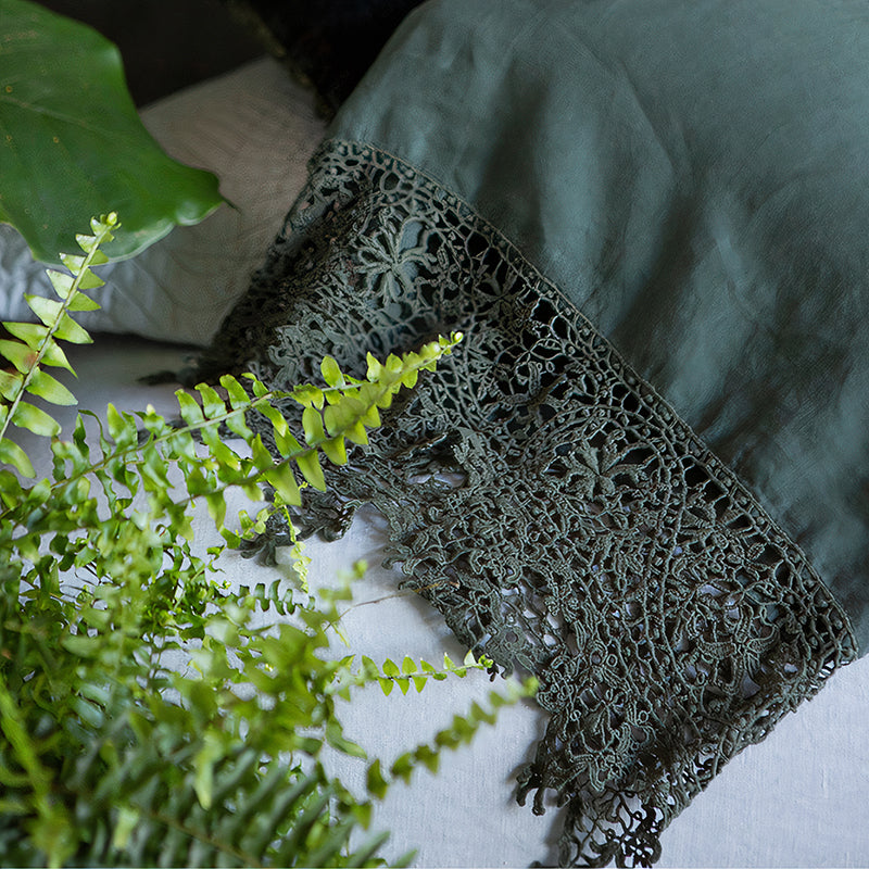 Bella Notte Linens LINEN PILLOWCASE WITH COTTON LACE TRIM