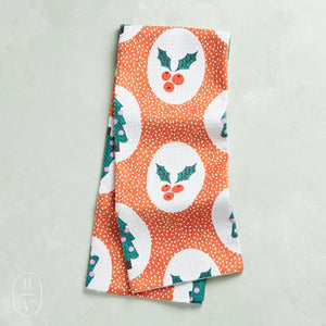 Geometry VINTAGE HOLLY CHRISTMAS TEA TOWEL