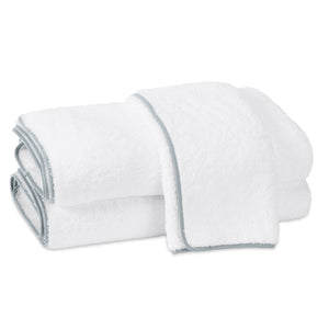 Matouk CAIRO STRAIGHT PIPING SPA TOWEL White Pool