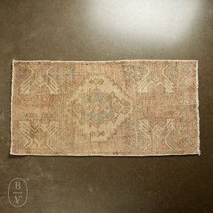 Parviz Oriental Rugs TURKISH OUSHAK SMALL B28423 RUG