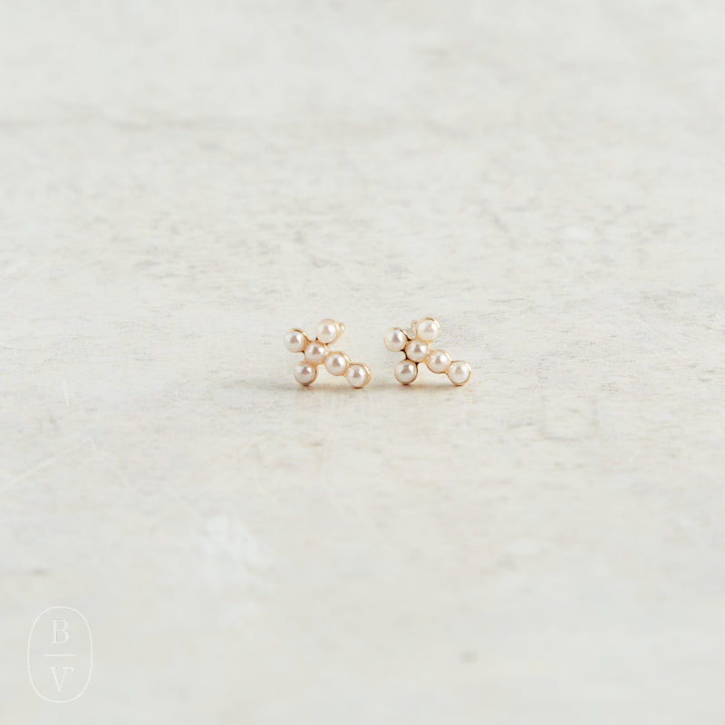 Virtue PEARL CROSS STUD EARRINGS Gold