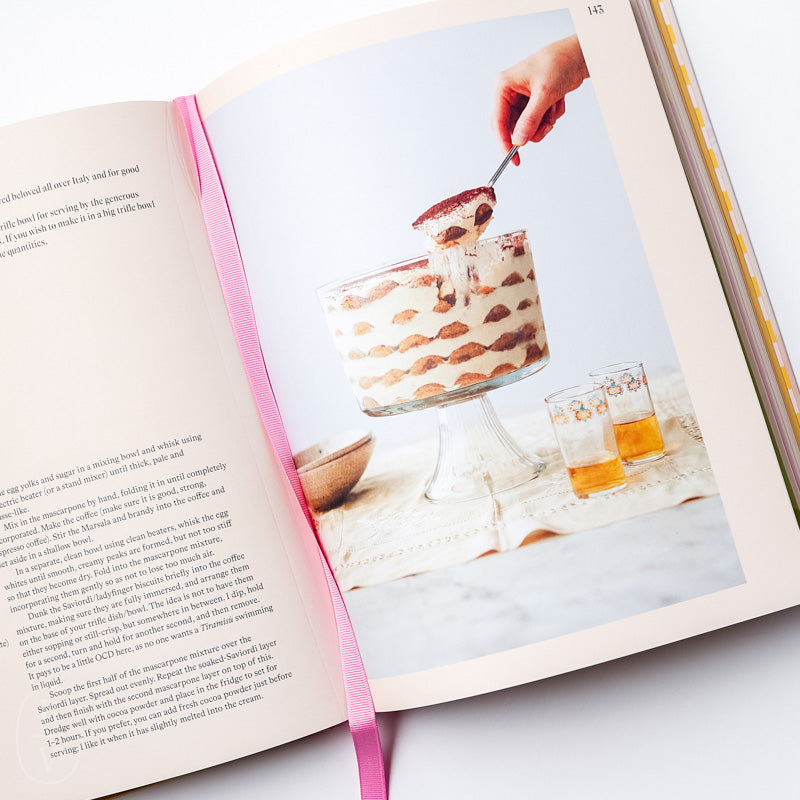 Chronicle Books LA VITA E DOLCE BOOK