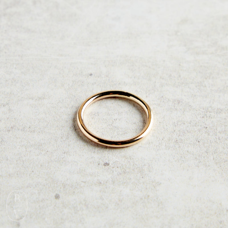 eNewton Design CLASSIC GOLD BAND RING