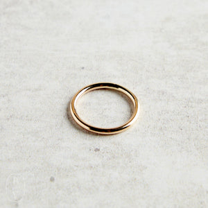 eNewton Design CLASSIC GOLD BAND RING