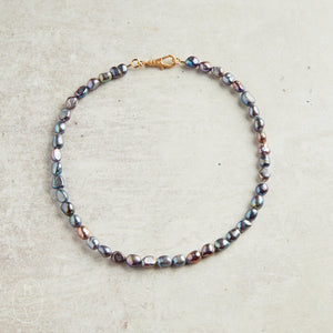 Virtue SMALL PEARL SWIVEL CLASP NECKLACE Peacock