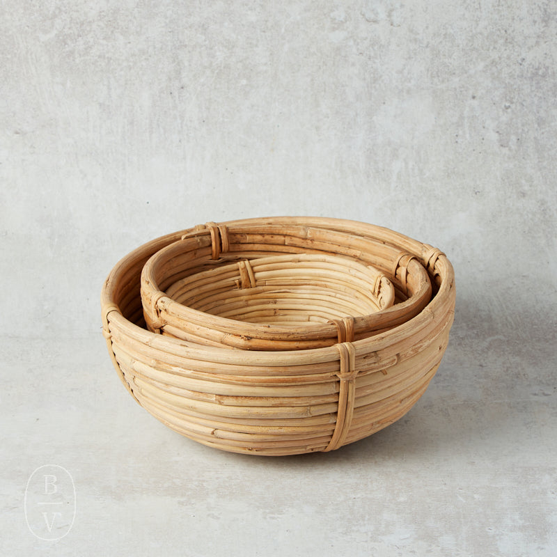 Creative Co-op HANDWOVEN RATTAN BOWL