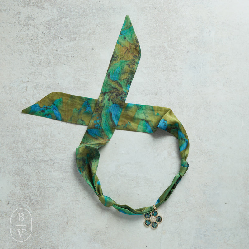 Virtue ABALONE ORNATE FLOWER SCARF NECKLACE