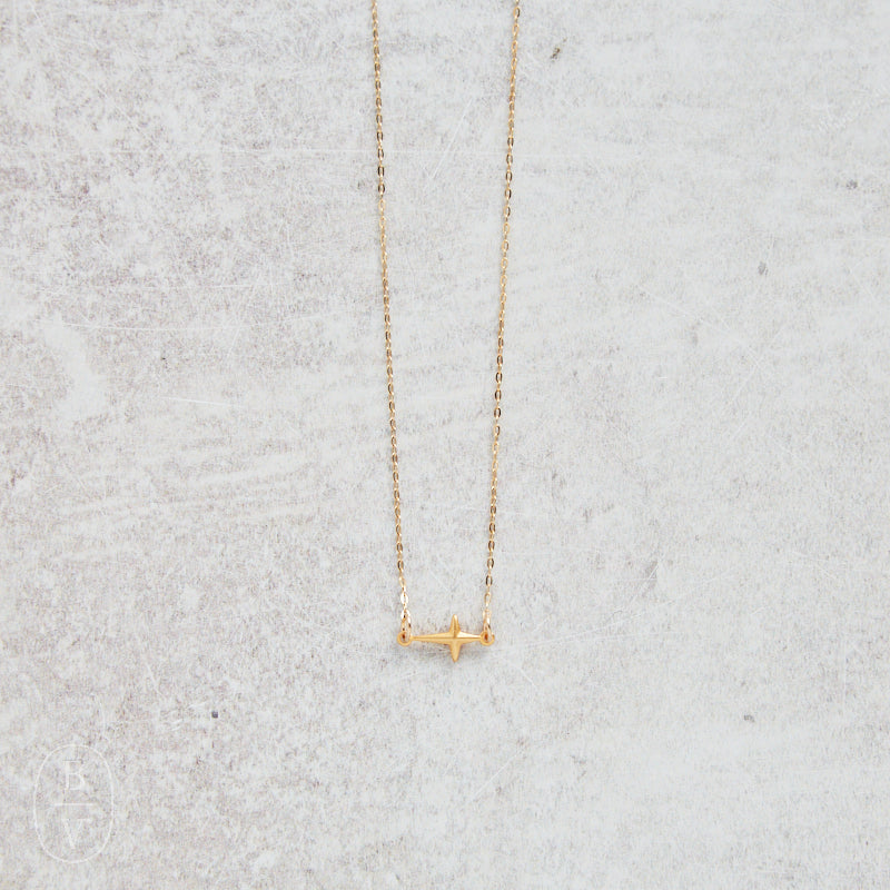 CV Designs SIMPLE CROSS CHAIN NECKLACE