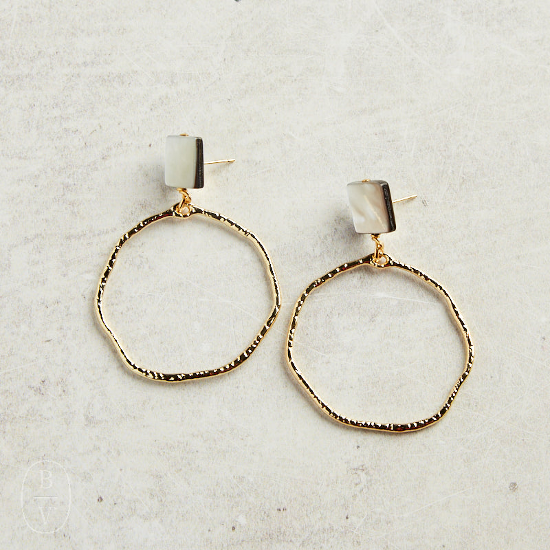 Virtue ABALONE POST BRANCH HOOP EARRINGS Gold