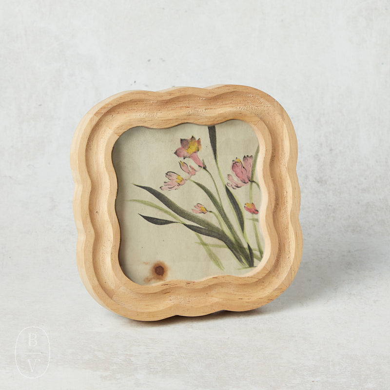 Bloomingville RUBBERWOOD SCALLOPED FRAME Tan 4x4