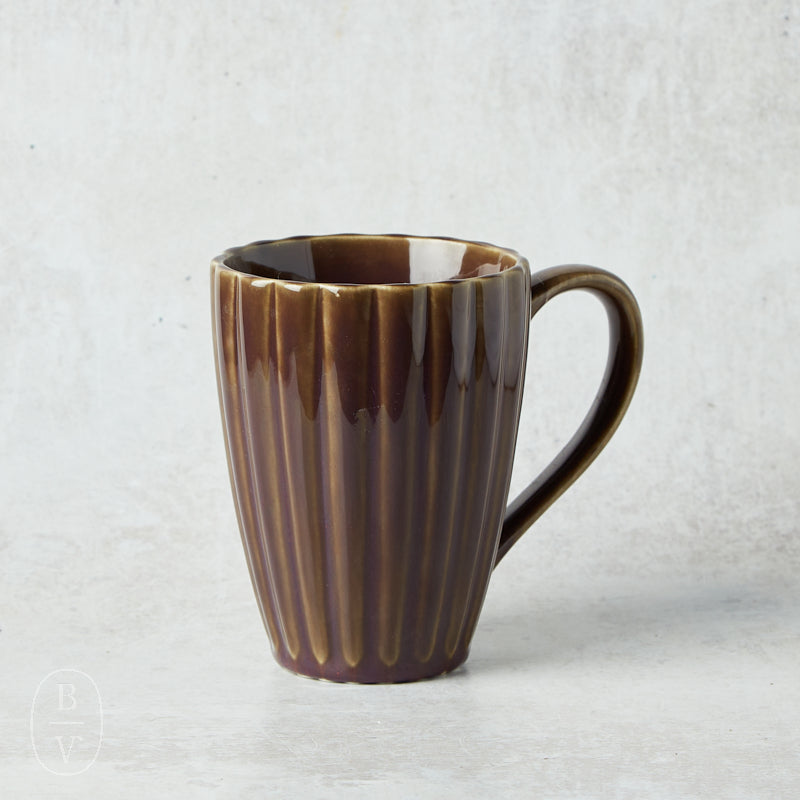 Creative Co-op STONEWARE FLUTED MUG Plum