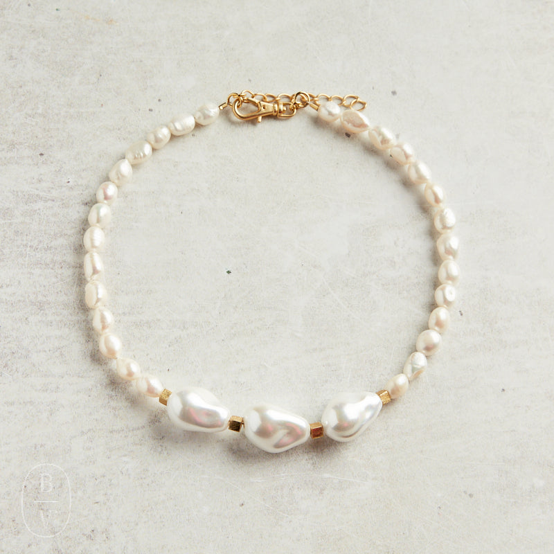 Virtue THE KENDRA NECKLACE White