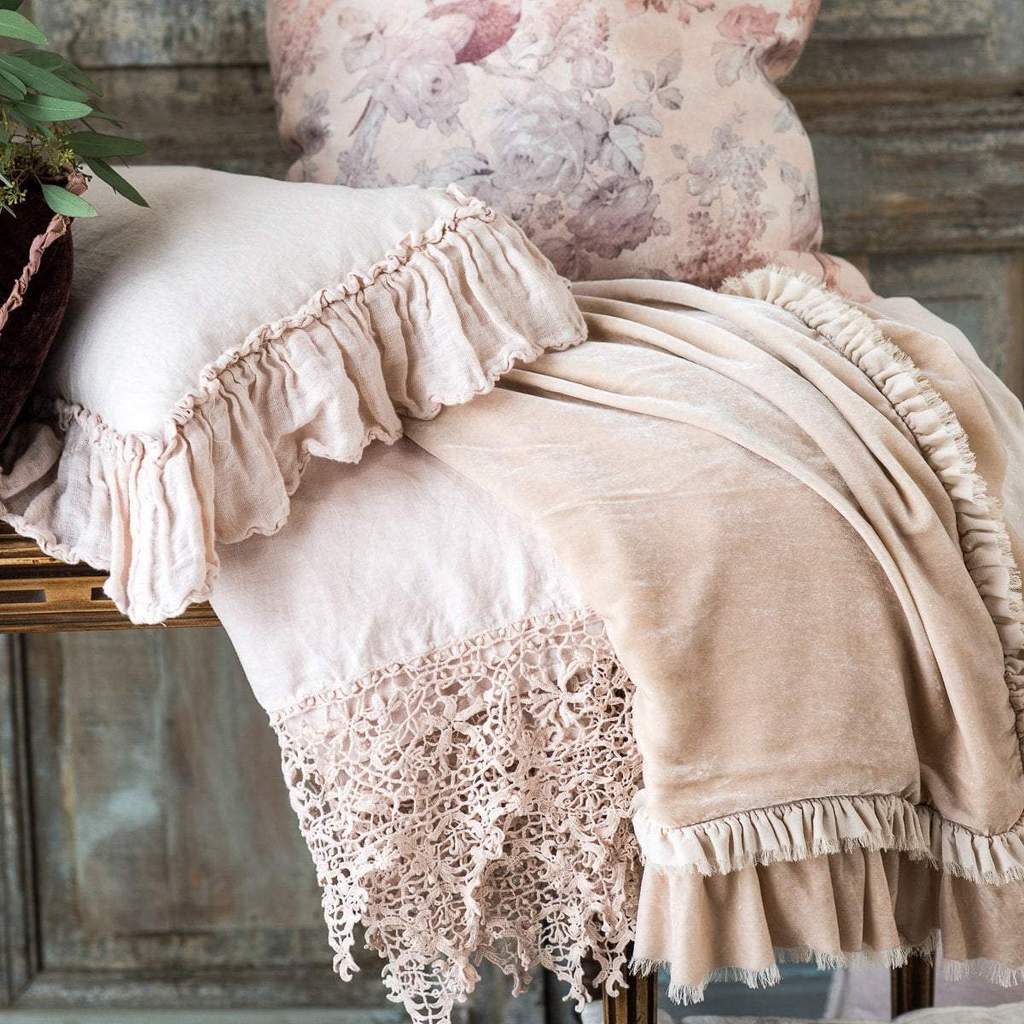 Bella Notte Linens LINEN FLAT SHEET WITH COTTON LACE TRIM