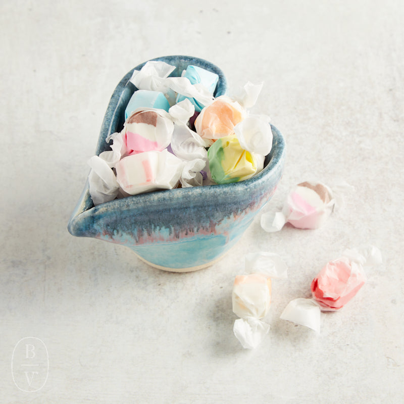 Lisa Howe Stoneware LITTLE HEART BOWL