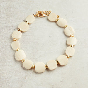Virtue STUDDED TRIBAL DISC NECKLACE Cream