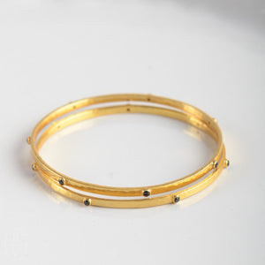 Julie Vos CRESCENT BANGLE BRACELET Gold Obsidian Black