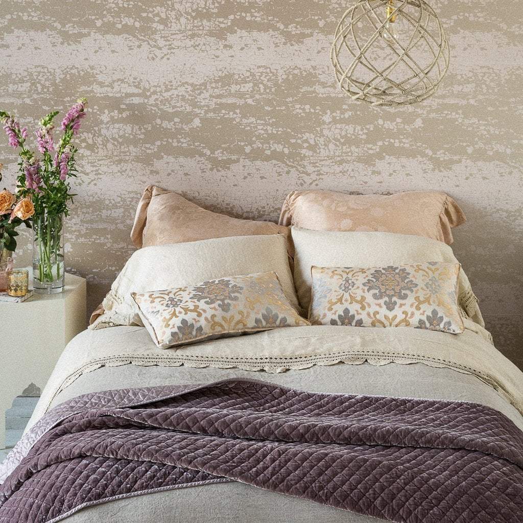Bella Notte Linens SILK VELVET QUILTED BLANKET