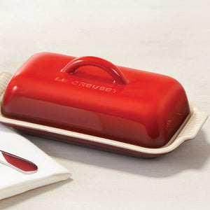 Le Creuset HERITAGE BUTTER DISH Cerise