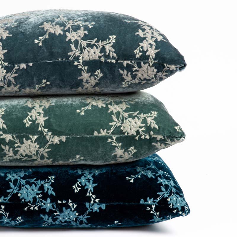 Bella Notte Linens LYNETTE THROW PILLOW