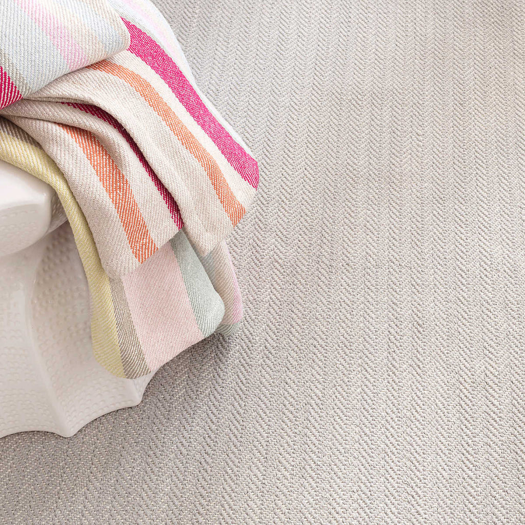 Dash and Albert HERRINGBONE WOVEN COTTON RUG Dove Grey
