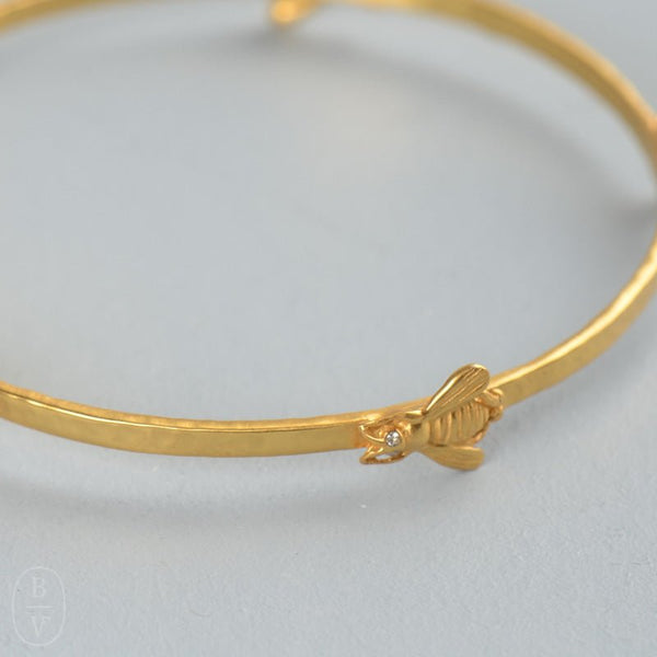 Bee Bracelet, Personalised Jewellery, Metal Cuff Bangle With Bees, Gifts  for Women. 533 