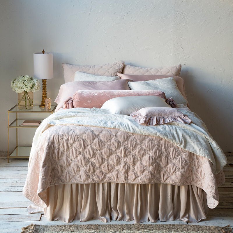 Bella Notte Linens LOULAH THROW PILLOW
