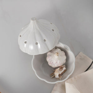Casafina by Costa Nova FATTORIA GARLIC CANISTER White