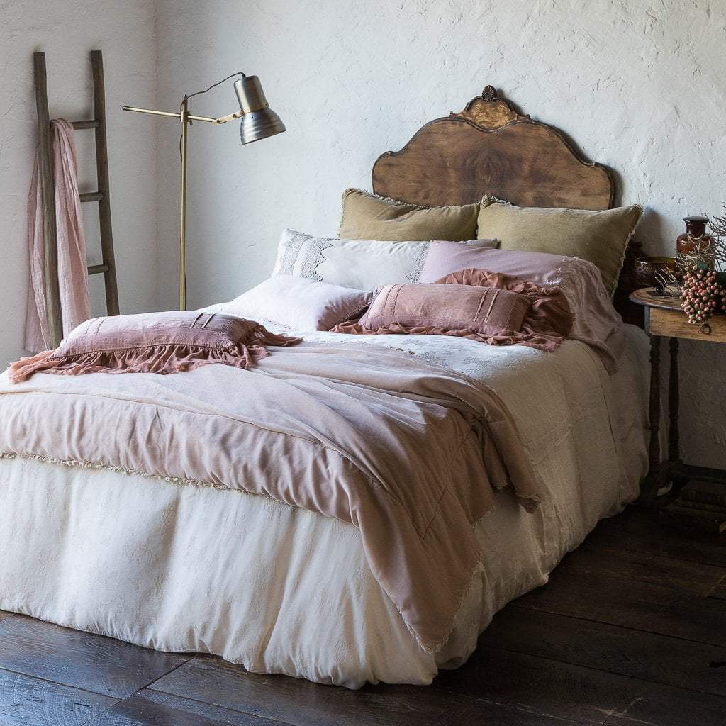 Bella Notte Linens CARMEN THROW BLANKET