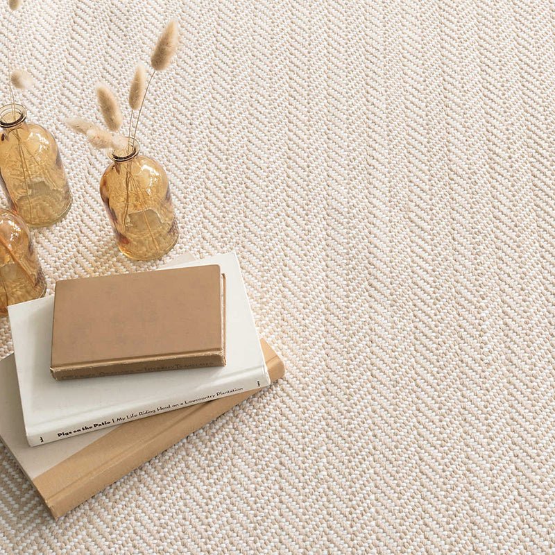 Dash and Albert HERRINGBONE INDOOR/OUTDOOR RUG Linen_White