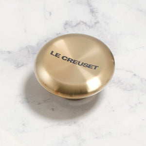 Le Creuset SIGNATURE LIGHT GOLD KNOB