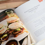 Chronicle Books ONE PAN TWO PLATES BOOK