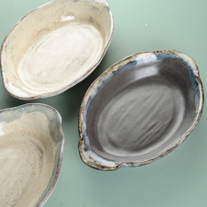 Etta B Pottery OVAL DISH WITH DRAPING HANDLES