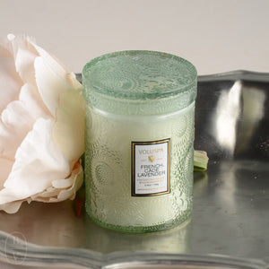 Voluspa EMBOSSED JAR CANDLE French Cade_Lavender Small